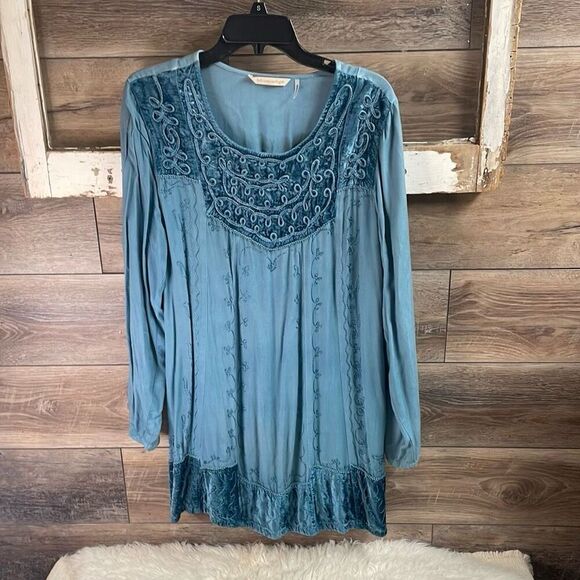 SOFT SURROUNDINGS Womens Rayon Velvet Embroidered Trim Tunic Top Boho Size L(?) - Picture 3 of 11